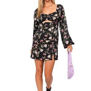 Le Lis Collection Soma Dress Size Large Floral Cutout Front Long Sleeve Boho NEW
